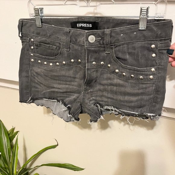 Express Jean Shorts - Picture 1 of 3